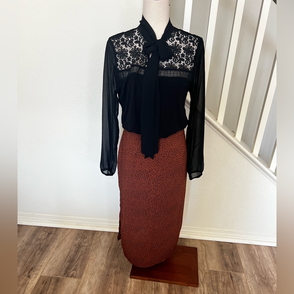 MinkPink animal print maxi shirt with slits at side hem, great condition large